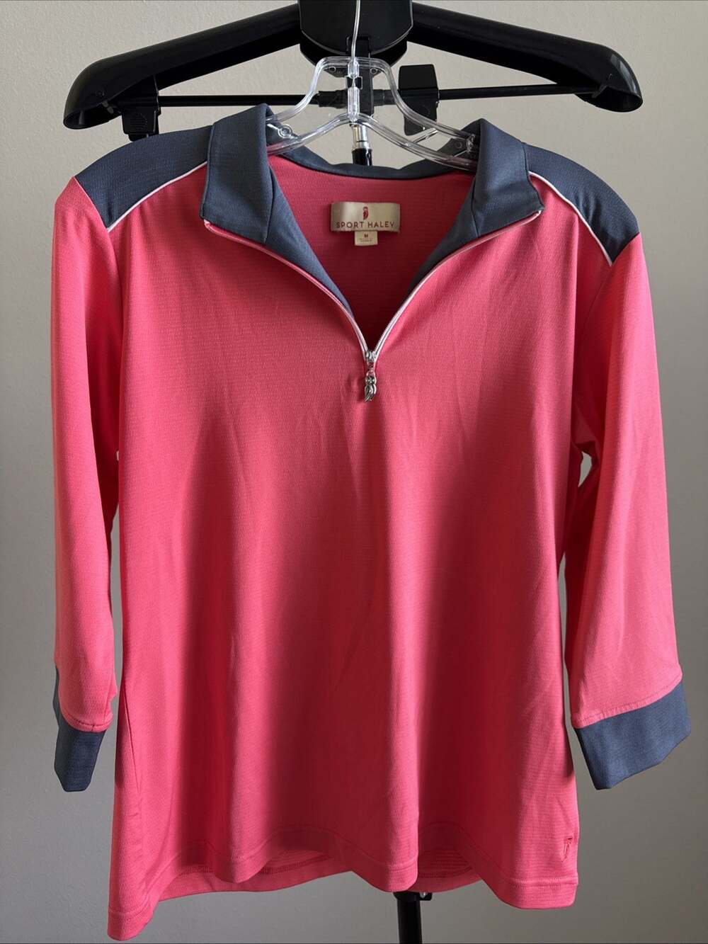 SPORT HALEY WOMENS CORAL GRAY ACTIVEWEAR SHIRT TOP POLY SPANDEX GOLF SIZE M